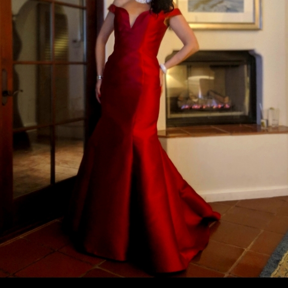 Red Mermaid Mikado Gown - Picture 10 of 12